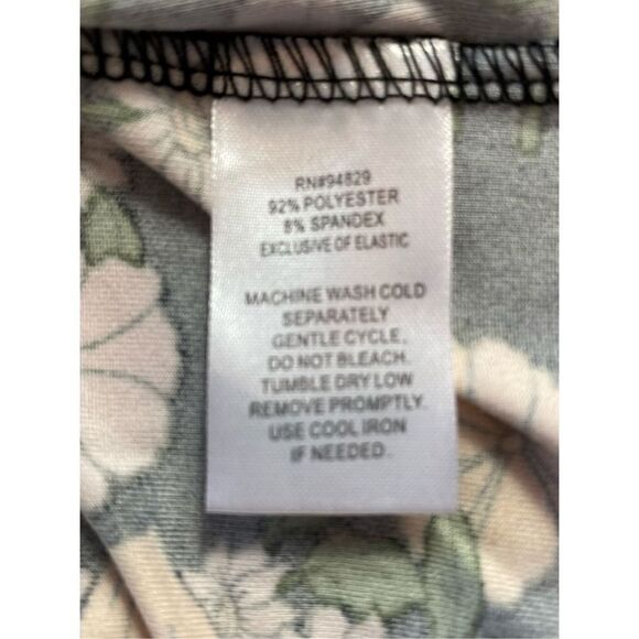 Derek Heart Junior XLarge Floral Dress - Picture 7 of 8